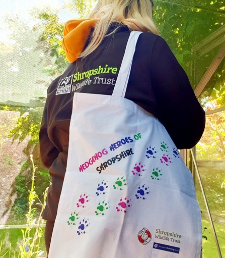Tote bag